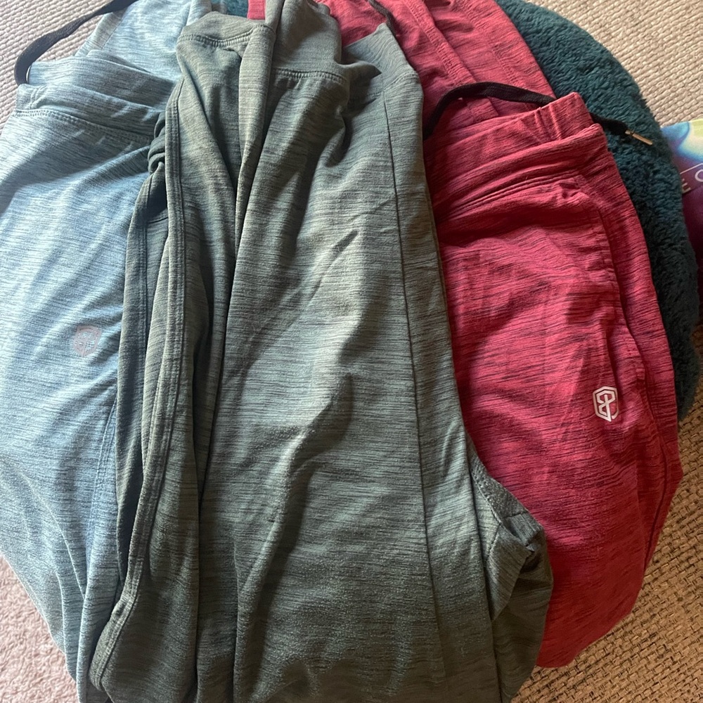 Born primitive joggers